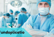 Ein Team bereitet einen Patienten auf die Nissen Fundoplicatio vor